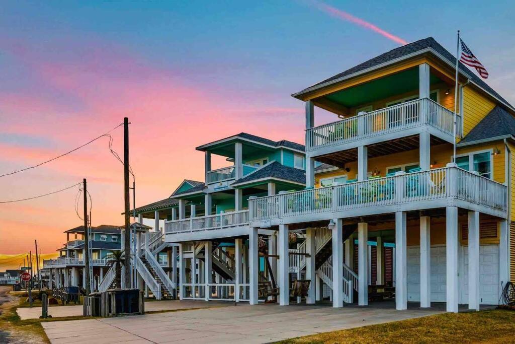 Beachfront*Spectacular View*4 Bd*Sleeps 14 Villa Bolivar Peninsula Eksteriør bilde